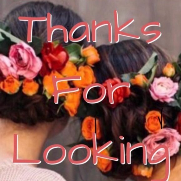 Tops 🌻 - Picture 2 of 2